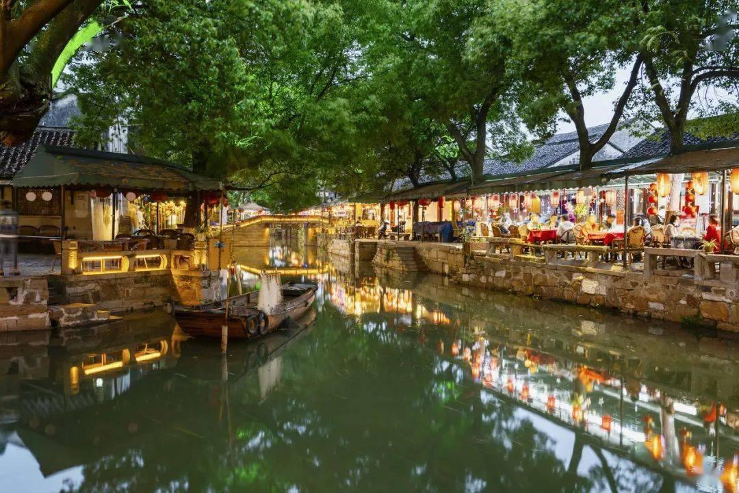 喜欢晚霞“凄凉感”,3张延时镜头发布,肖战:别说我教的